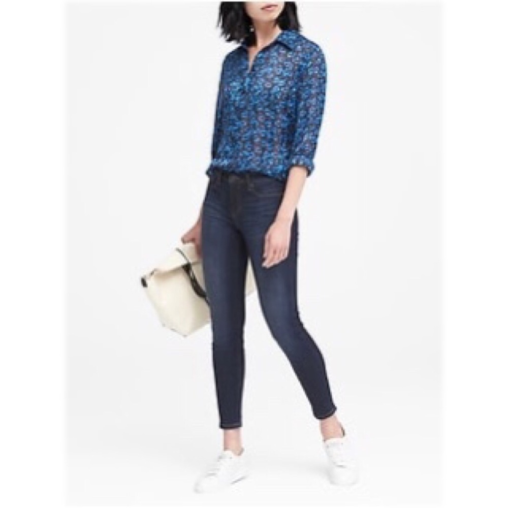 Dark wash Banana Republic Skinny Jeans